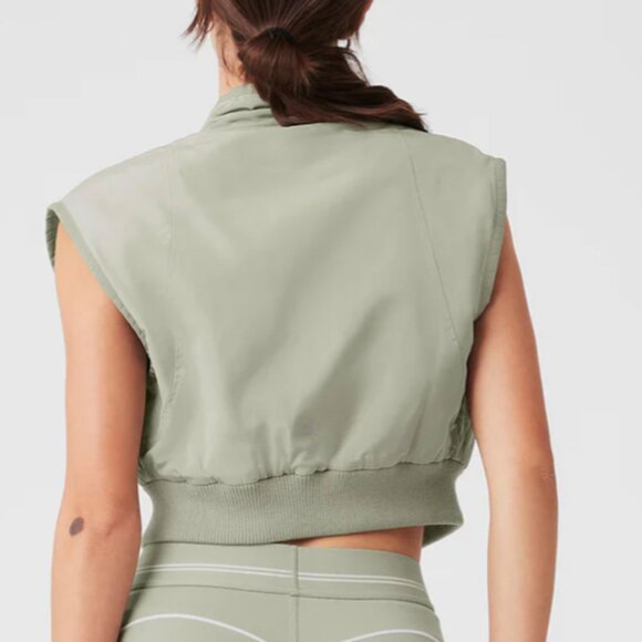 Alo Yoga In Motion Vest - Limestone - Picture 8 of 8